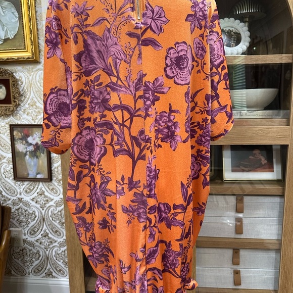 Orange Oversized Relaxed Short Sleeve Tee - Picture 7 of 8